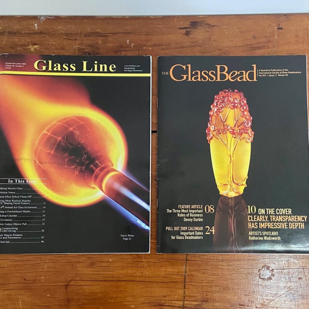 Lot of 2 Hot Glass Magazines